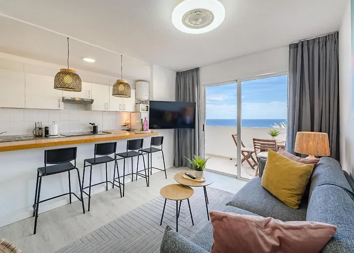 Playa La Arena 2 Bed Lejlighed *