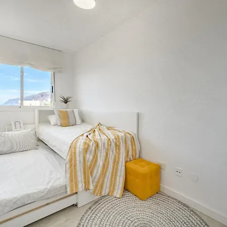 Playa La Arena 2 Bed Lägenhet Puerto de Santiago (Tenerife)